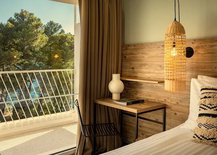 Places Hvar Hotel By Valamar
